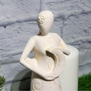 Statue en gypse – Déesse de la Lune – 7,25" de hauteur