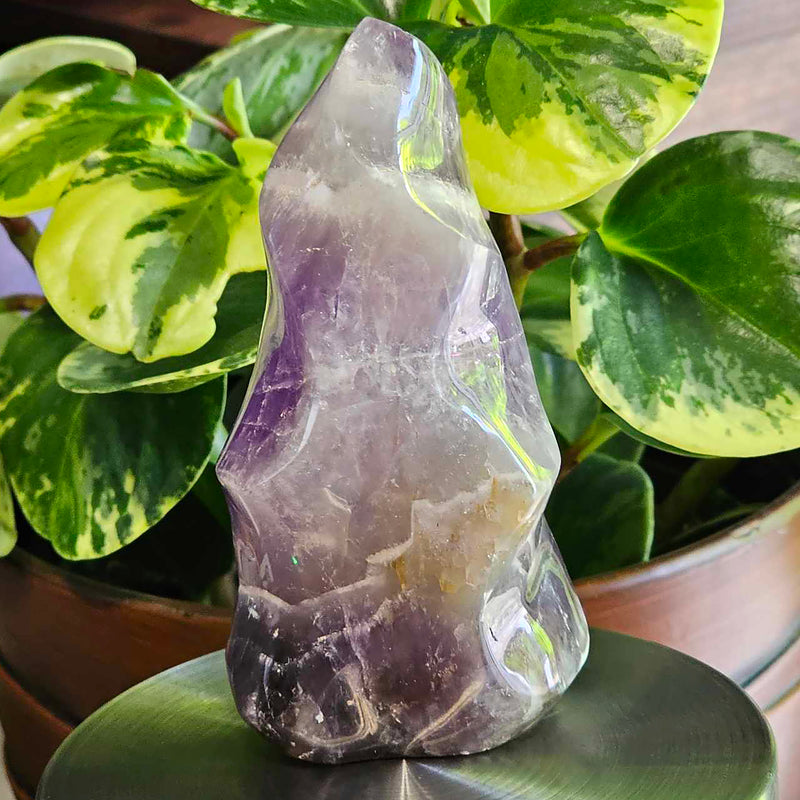 Chevron Amethyst Flame - 4.25"H