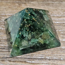 Pyramid - 25-30mm - Orgone Green Aventurine