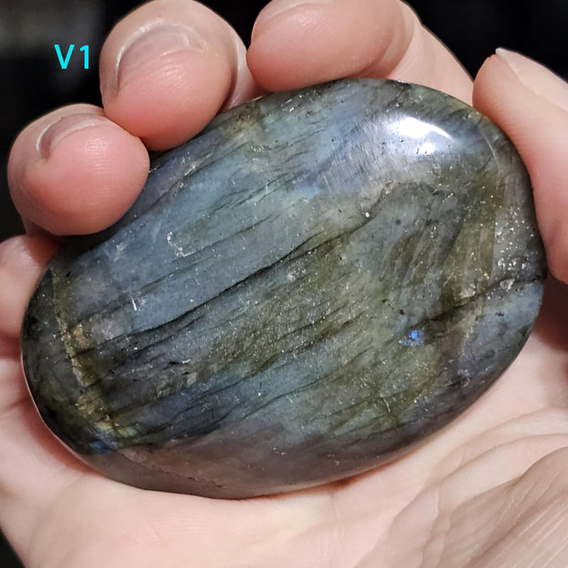 Palm Stone - Labradorite 1.75" x 2.5" (Medium)