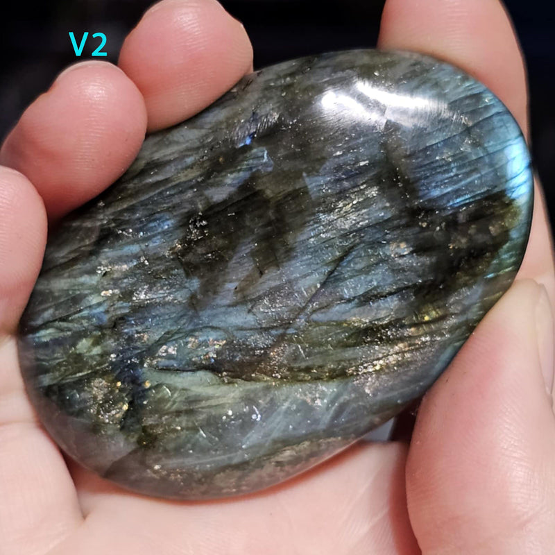 Palm Stone - Labradorite 1.75" x 2.5" (Medium)