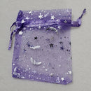 Sac à cordon en organza avec étoiles - 3,5" x 4,5" (plusieurs couleurs)