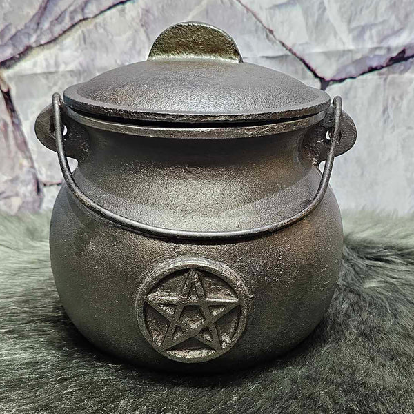 Cauldron - Cast Iron Food Grade 7.5" x 6.5" with Pentacle