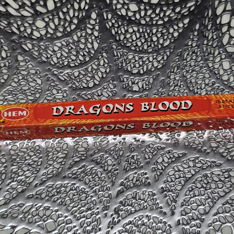 HEM Dragons Blood Incense Sticks (8 Gram)