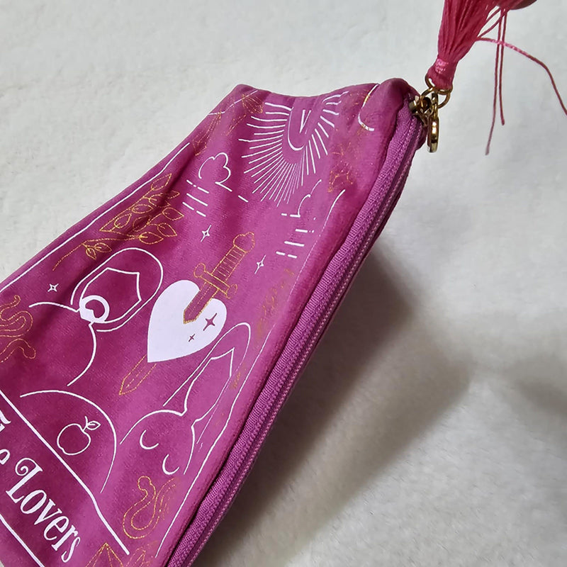 Sac de tarot zippé en velours rose The Lovers