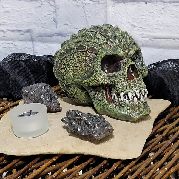 Statue de crâne de tête d'alligator