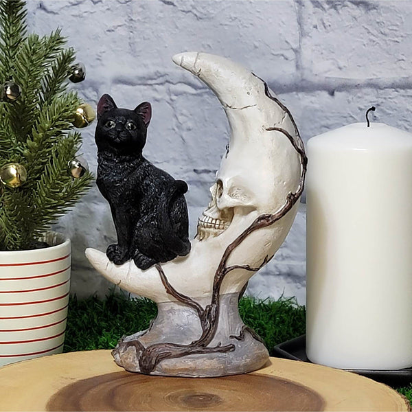 Statue de chat noir sur crâne et lune (7,28 po de hauteur)