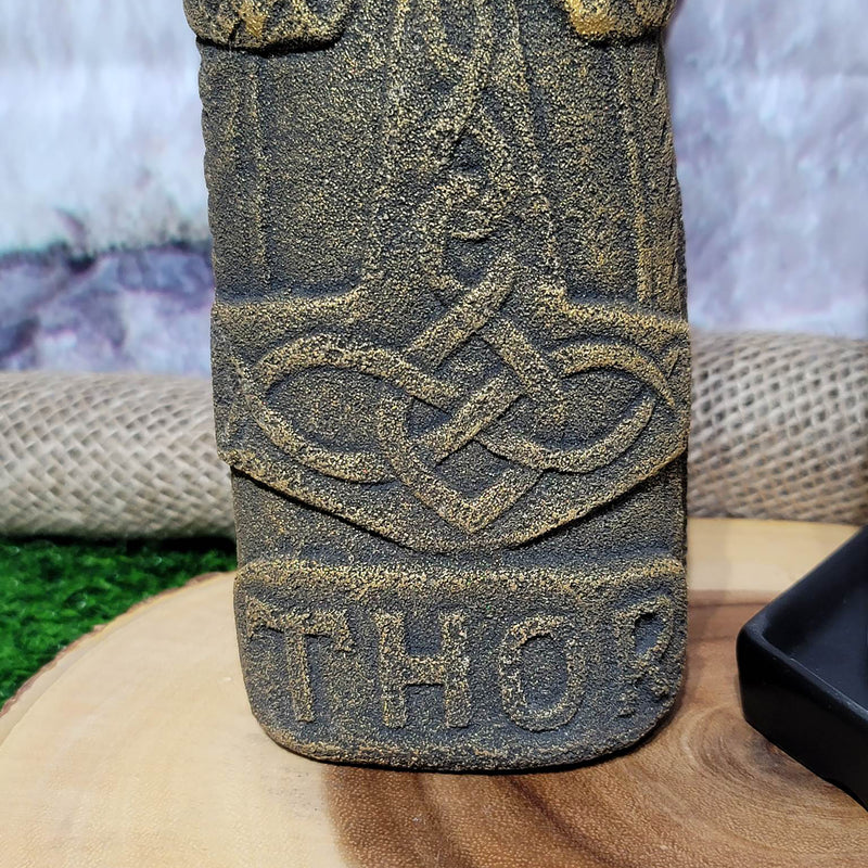 Statue de Thor en pierre volcanique - 10,5" de haut