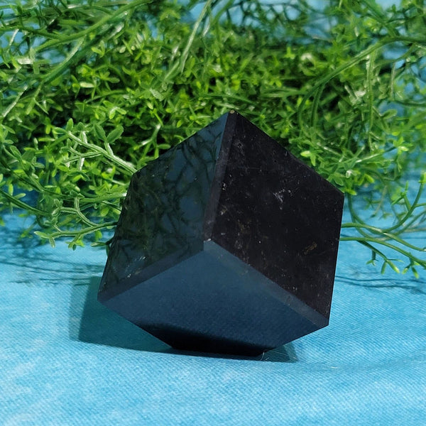 Spinning Cube - Black Tourmaline 2"