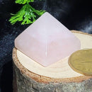 Pyramid - 25-30mm - Rose Quartz