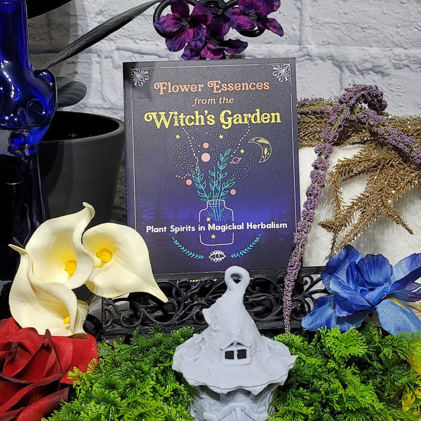 Livre - Essences de fleurs du jardin d'une sorcière