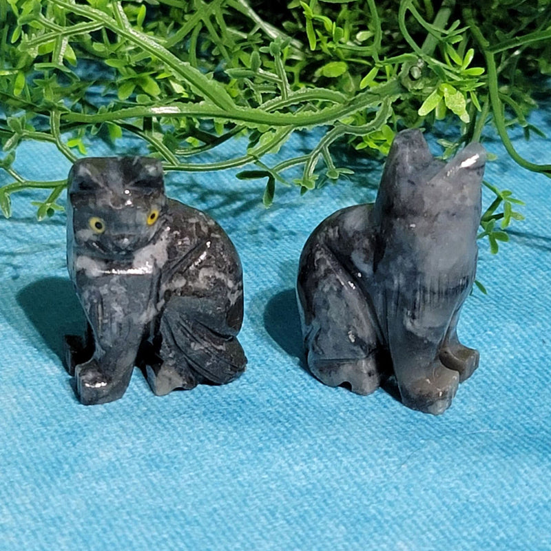 Chat sculpté en onyx – Environ 2,5 cm à 5 cm de haut