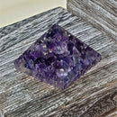Pyramide - 25-30mm - Améthyste Orgone