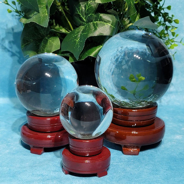 Boule de verre magique moyenne avec support - ronde de 3-1/8"