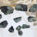 Pièces brutes de tourmaline verte