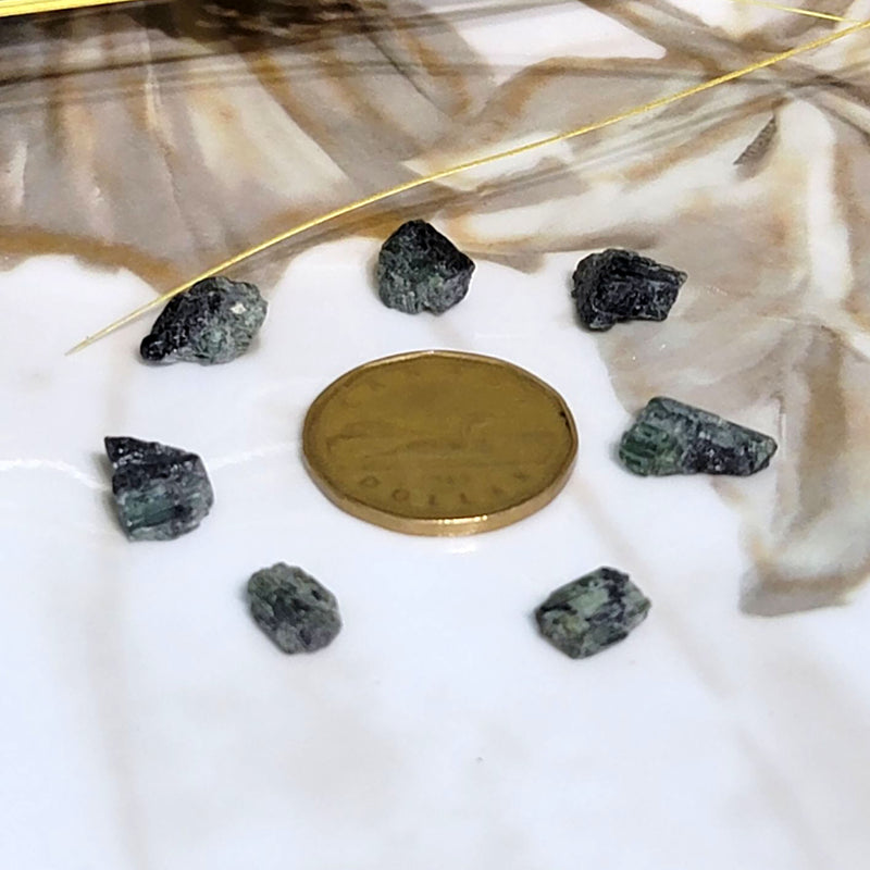 Pièces brutes de tourmaline verte