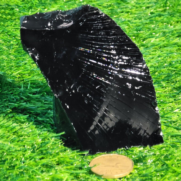 Morceau d'obsidienne noire